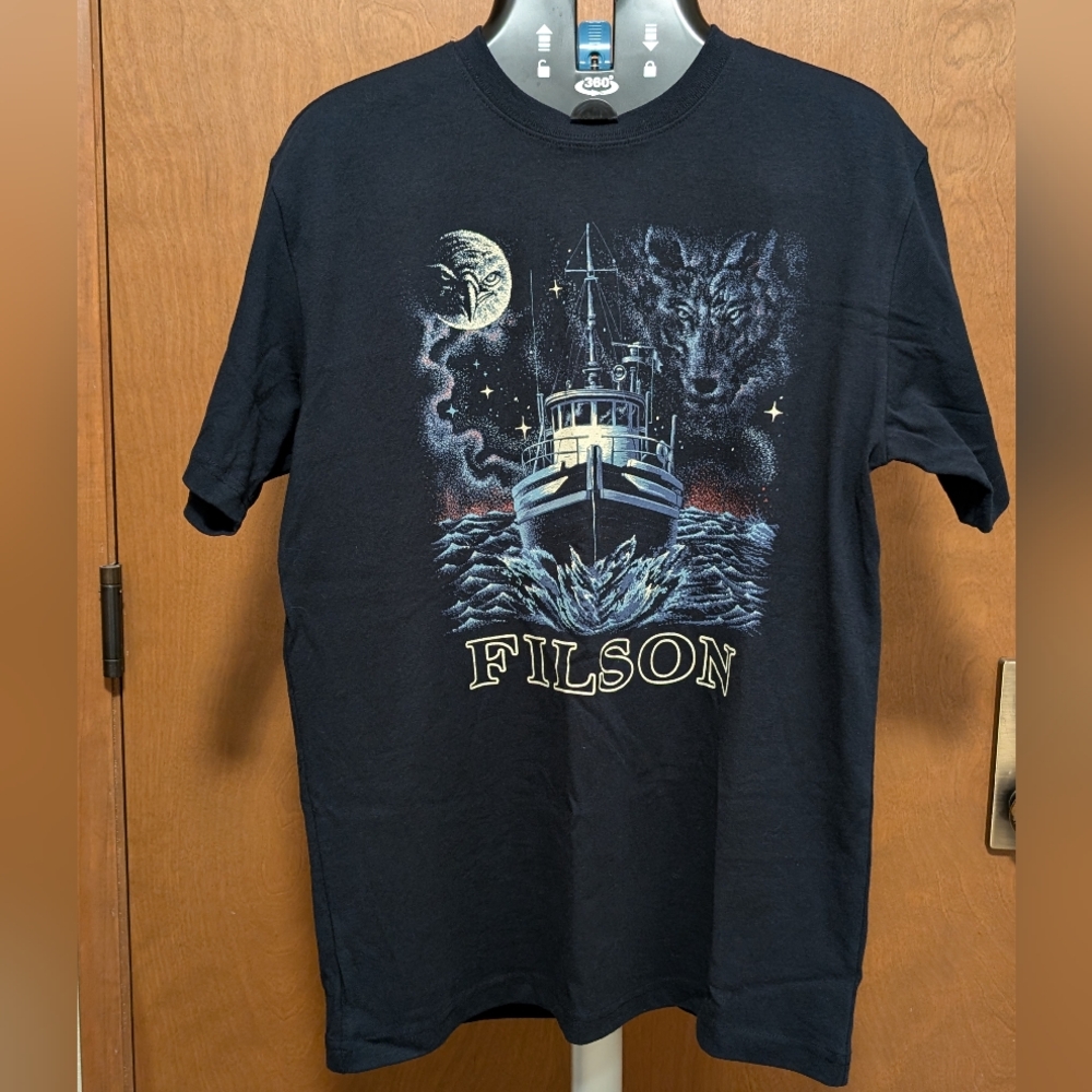 Filson Pioneer Graphic T-Shirt Ink Night Ship Wolf Navy Blue Men's Small NWT USA